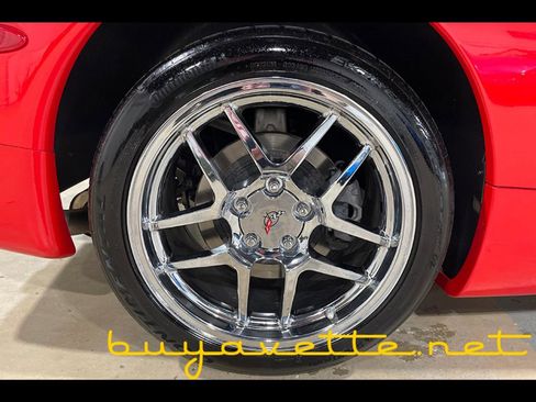 Used 2003 Chevrolet Corvette Coupe w/ Preferred Equipment Group image 11