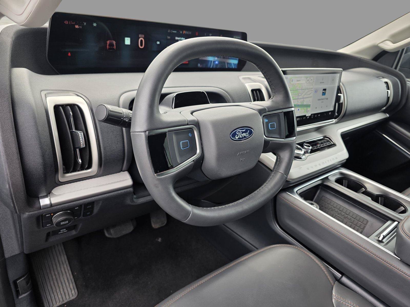 Used 2025 Ford Expedition Max Active AWD/4WD image 11