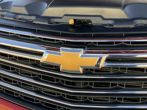 Certified 2023 Chevrolet Traverse LT FWD image 29