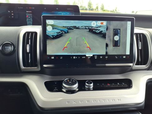 Used 2025 Ford Expedition Max Active image 19