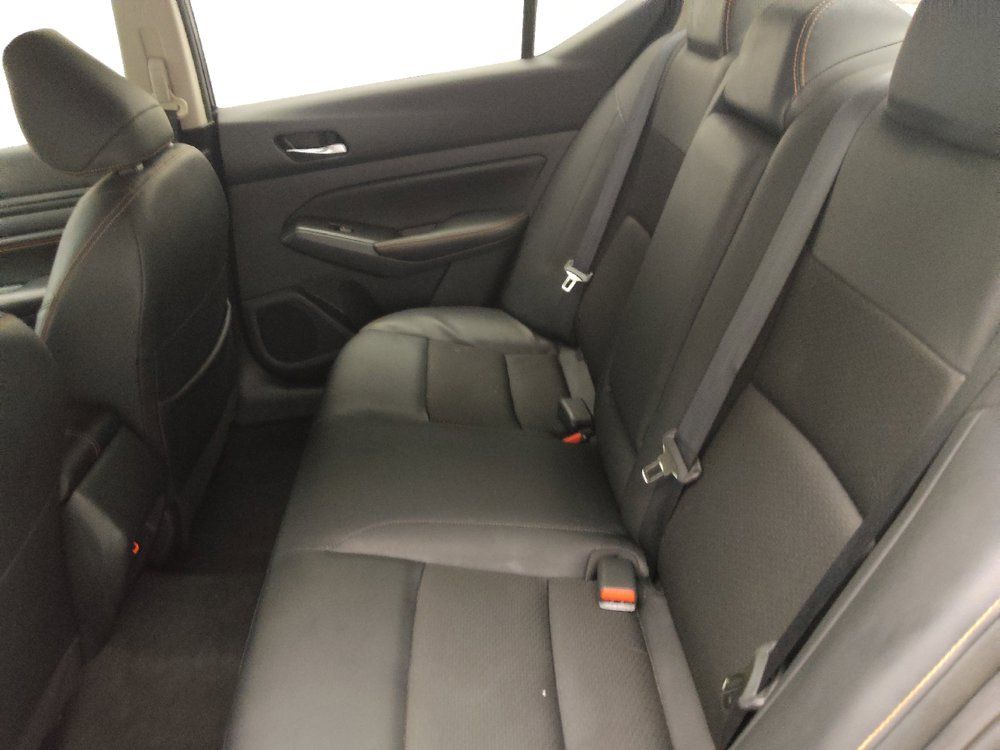 Used 2022 Nissan Altima 2.5 SR FWD image 18