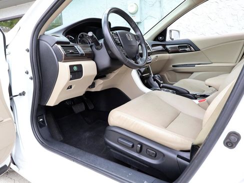 Used 2016 Honda Accord EX-L image 35