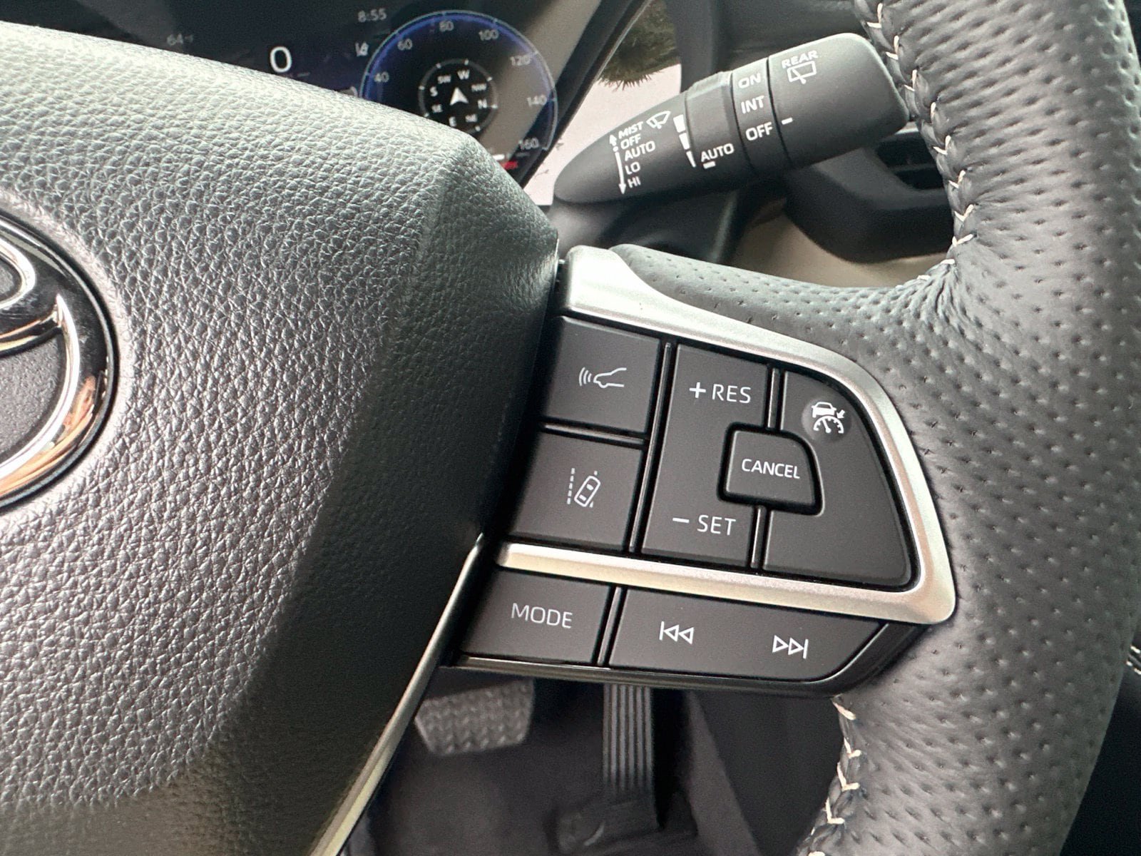 Certified 2026 Toyota Sienna Platinum AWD/4WD image 8