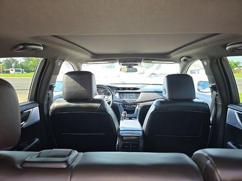 Used 2024 Cadillac XT5 Premium Luxury FWD image 34