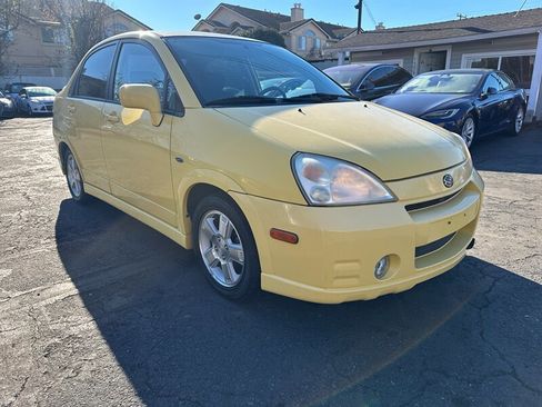 Used 2003 Suzuki Aerio GS image 3