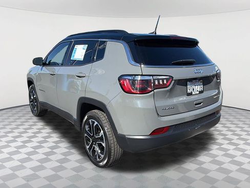 Used 2022 Jeep Compass Limited AWD/4WD image 7