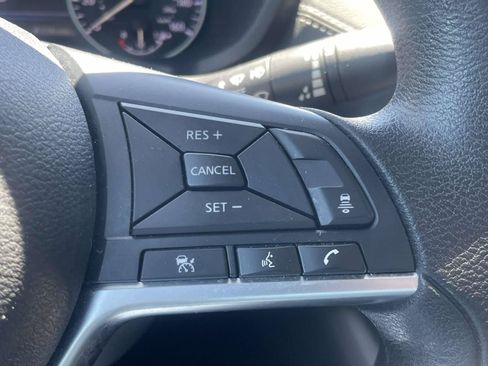 Used 2024 Nissan Sentra SV FWD image 21