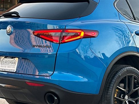 Used 2019 Alfa Romeo Stelvio Ti Sport w/ Quick Order Package 22S Sport image 8