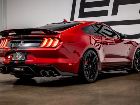 Used 2020 Ford Mustang Shelby GT500 w/ Technology Package RWD image 35