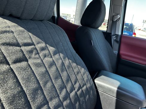 Used 2023 Toyota Tacoma SR5 w/ Technology Package image 14