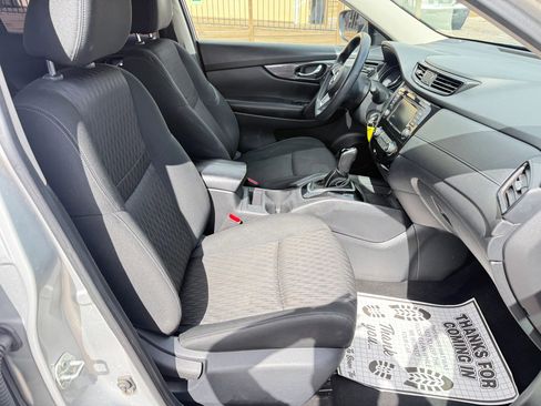 Used 2018 Nissan Rogue S FWD image 15