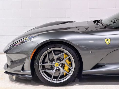 Used 2020 Ferrari 812 Superfast image 31