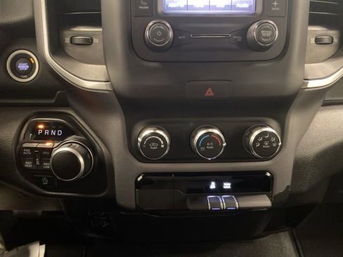 Used 2022 RAM 1500 Big Horn AWD/4WD image 12