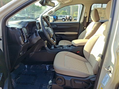 Used 2026 Ford Ranger XLT w/ Advanced Towing Package AWD/4WD image 13