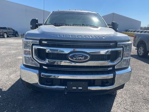 Used 2021 Ford F250 XL w/ STX Appearance Package image 4