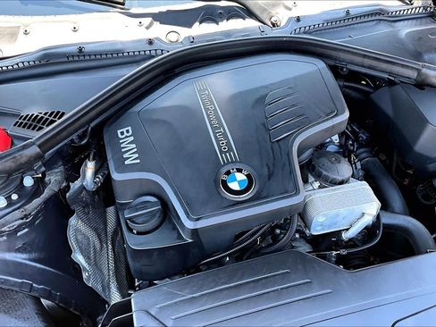 Used 2015 BMW 320i Sedan RWD image 36