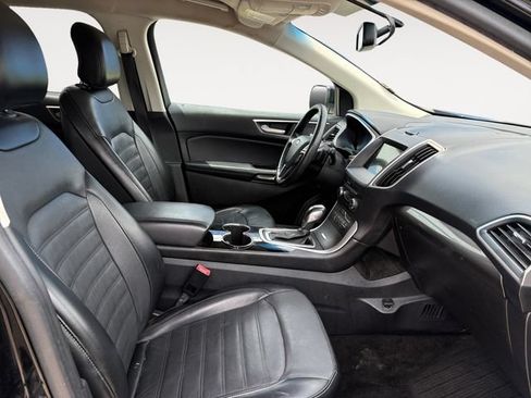 Used 2018 Ford Edge SEL w/ Equipment Group 201A AWD/4WD image 14