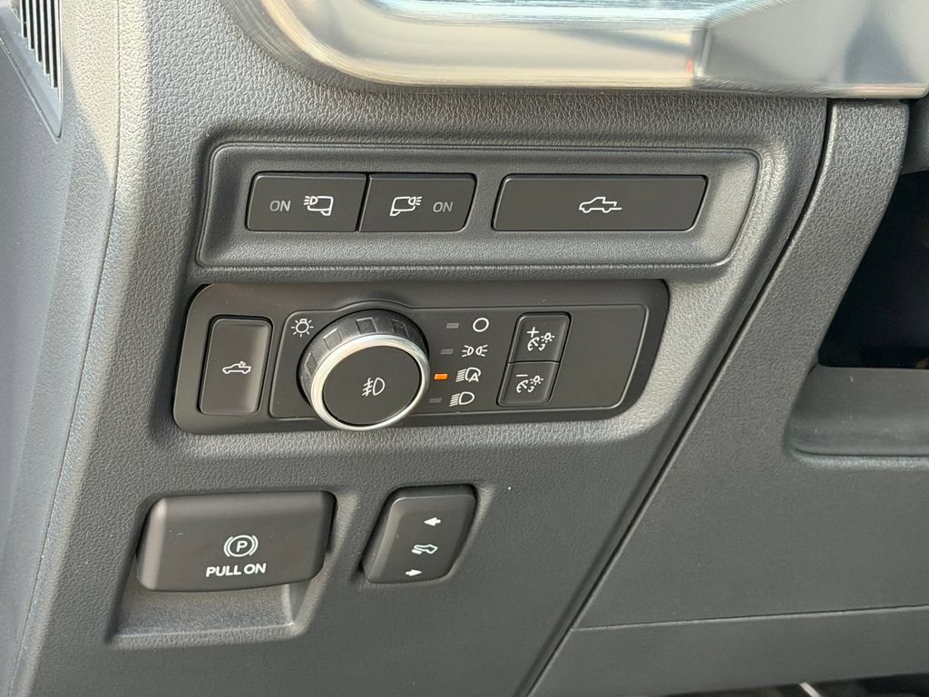 Used 2021 Ford F150 Lariat AWD/4WD image 35