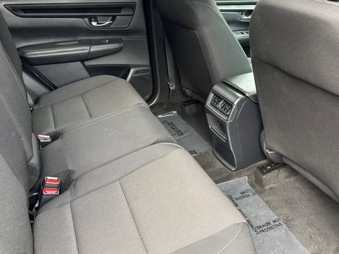 Used 2025 Honda CR-V LX image 18