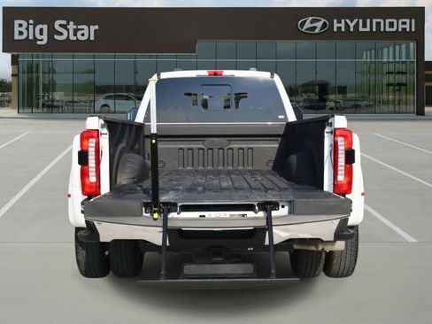 Used 2024 Ford F350 Lariat w/ Lariat Ultimate Package image 8