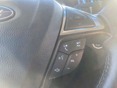 Used 2024 Ford Edge Titanium image 18