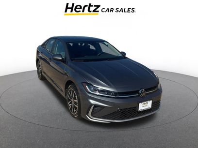 Used 2025 Volkswagen Jetta SE