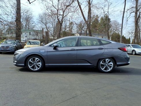 Used 2018 Honda Clarity Plug-In Hybrid image 2