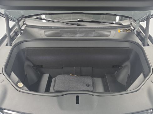 Used 2022 Rivian R1T Adventure AWD/4WD image 14