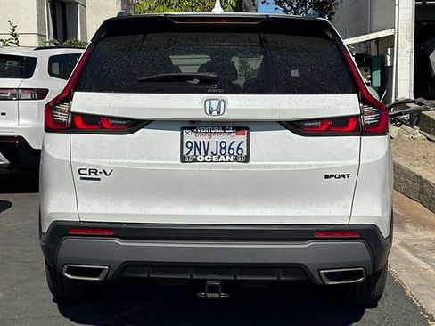 Used 2025 Honda CR-V Sport image 6