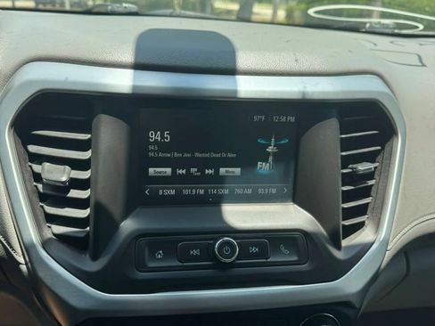Used 2017 GMC Acadia SLE FWD image 10
