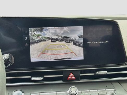 Used 2024 Hyundai Elantra SEL w/ Convenience Package FWD image 13