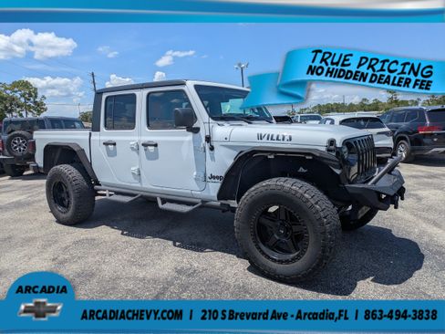 Used 2022 Jeep Gladiator Sport AWD/4WD image 2