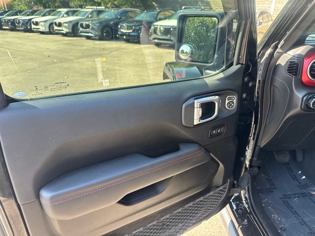 Used 2023 Jeep Gladiator Rubicon w/ LED Lighting Group AWD/4WD image 10
