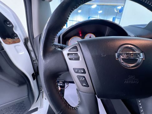 Used 2014 Nissan Titan PRO-4X AWD/4WD image 20