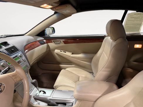 Used 2006 Toyota Solara SLE image 10