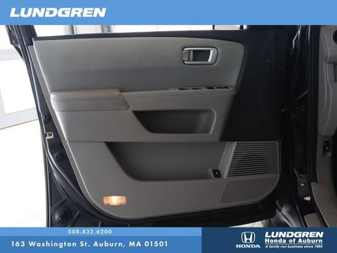 Used 2015 Honda Pilot SE image 9