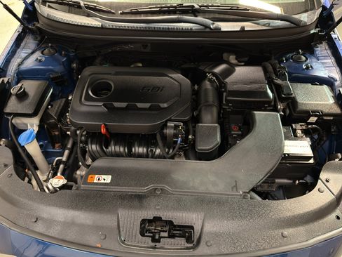 Used 2017 Hyundai Sonata SE w/ Cargo Package image 30