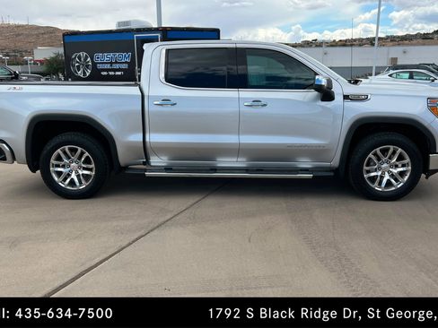 Used 2021 GMC Sierra 1500 SLT w/ SLT Premium Plus Package AWD/4WD image 6