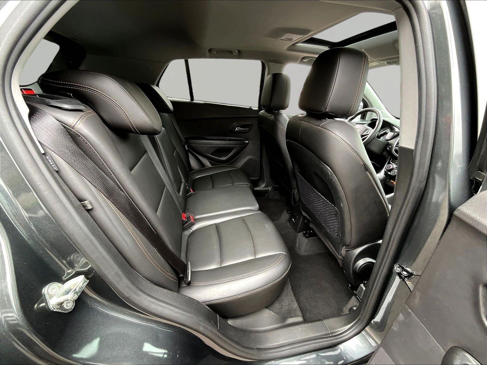 Used 2018 Chevrolet Trax Premier AWD/4WD image 25