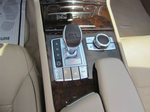 Used 2013 Mercedes-Benz SL 550 image 38