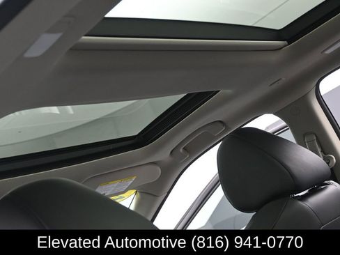 Used 2023 Nissan Maxima Platinum FWD image 24