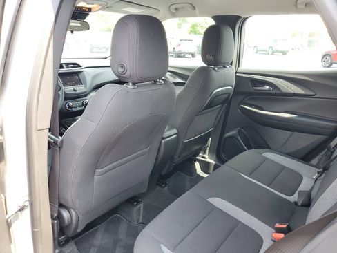 Used 2023 Chevrolet TrailBlazer LS AWD/4WD image 26