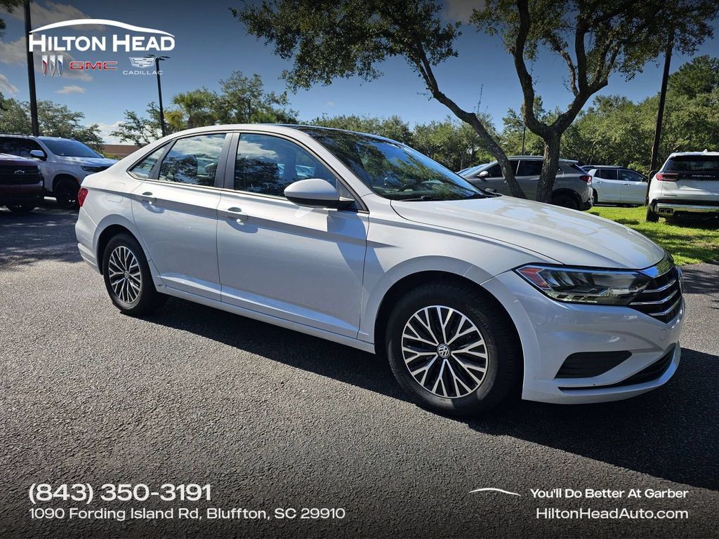 Used 2019 Volkswagen Jetta SEL FWD image 2
