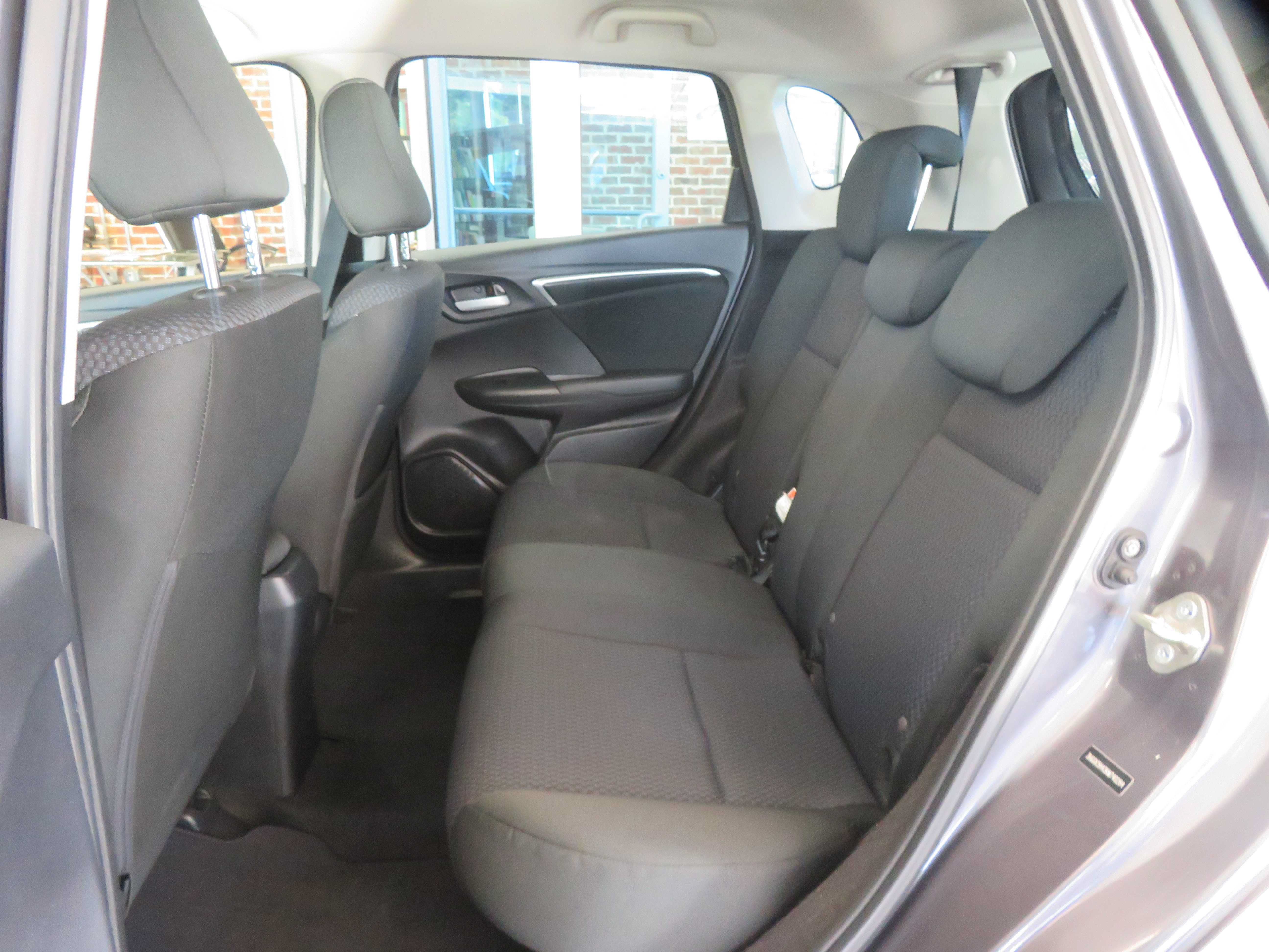 Used 2019 Honda Fit LX image 19