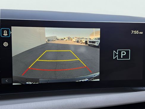 Used 2025 Hyundai Tucson SEL FWD image 12