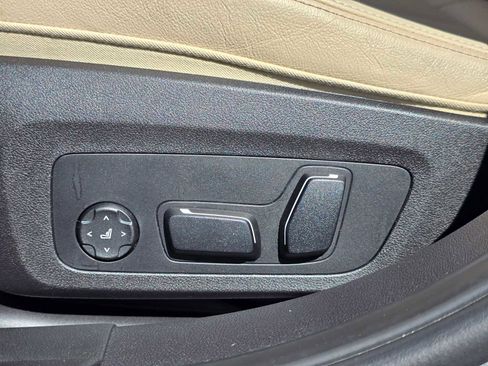 Used 2025 BMW 330i xDrive Sedan w/ M Sport Package image 24