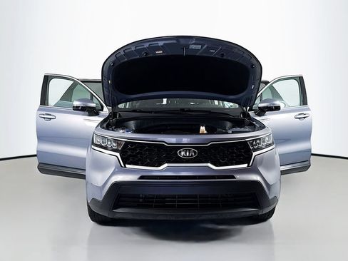 Used 2021 Kia Sorento LX FWD image 19