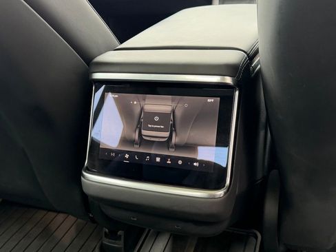 Used 2021 Tesla Model S Plaid image 29