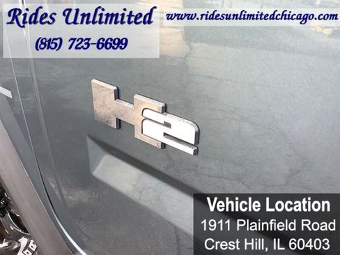 Used 2005 HUMMER H2 SUT w/ Preferred Equipment Group image 34
