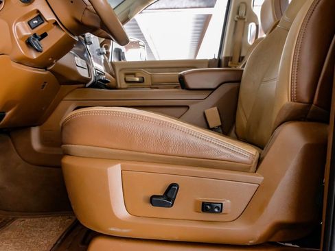 Used 2019 RAM 2500 Limited image 30